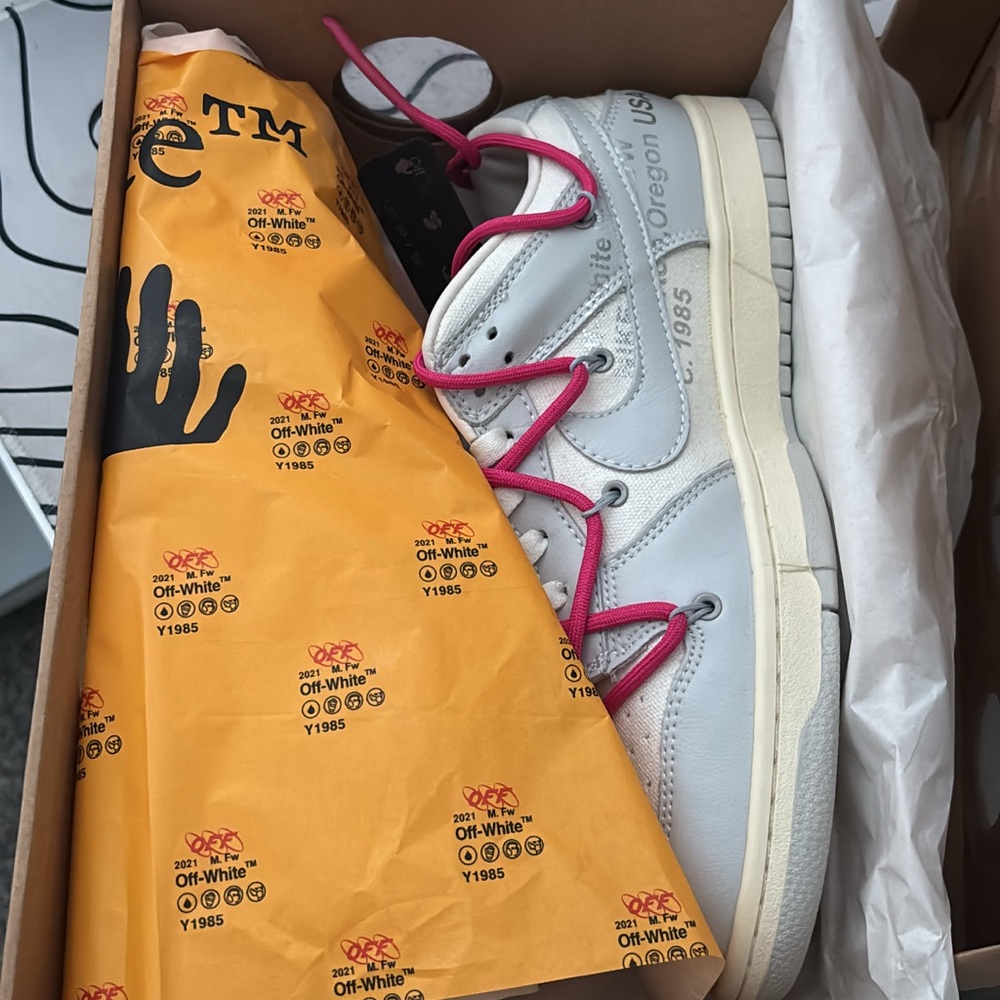 Off-White Nike Dunks - image 4